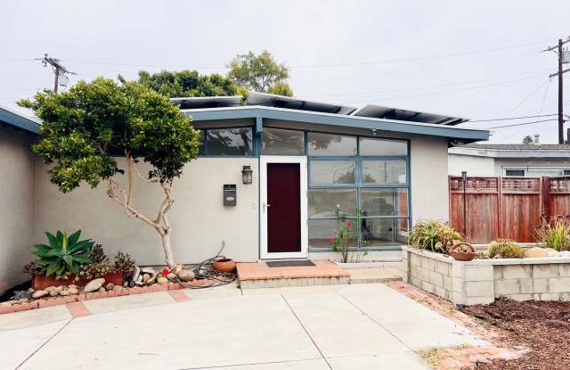 Mid Century Bungalow in prime Clairemont location! photos photos