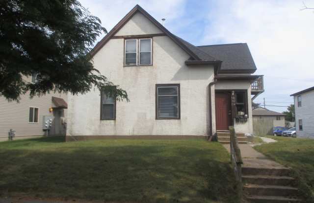 512 9th St N - 512 9th Street North, La Crosse, WI 54601