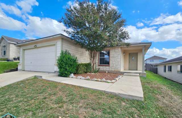 Beautifully Maintained 3-Bedroom Home with Open Floor Plan & Dedicated Office Gallery 1