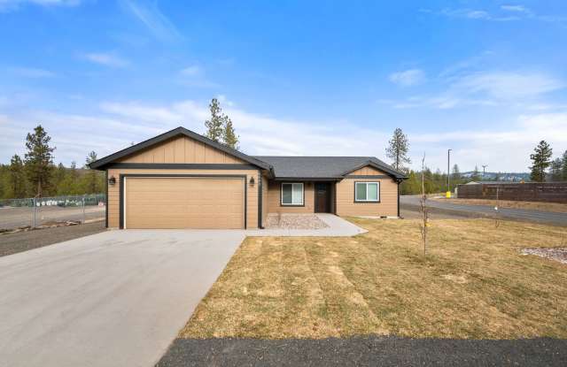 6003 Hwy 291 Nine Mile Falls, WA 99026- NuKey Realty & Property Management LLC Gallery 1