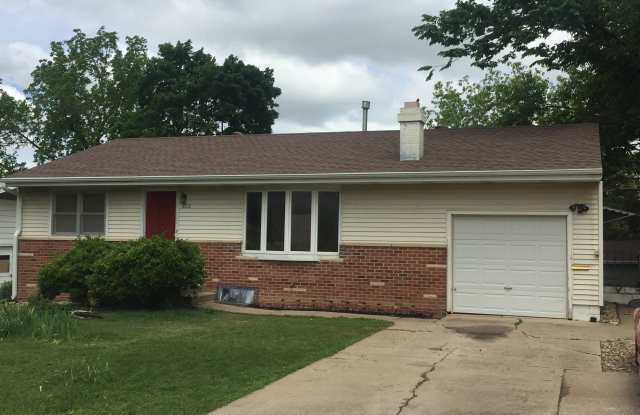 2212 Cedar Acres Dr #b photos photos