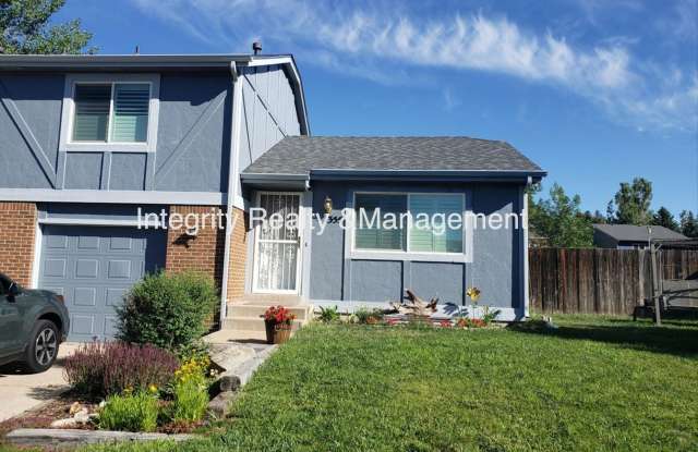1355 Columbine Dr - 1355 Columbine Drive, Castle Rock, CO 80104