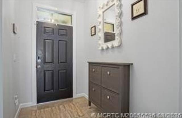 10568 SW Cambria Lane Gallery 3