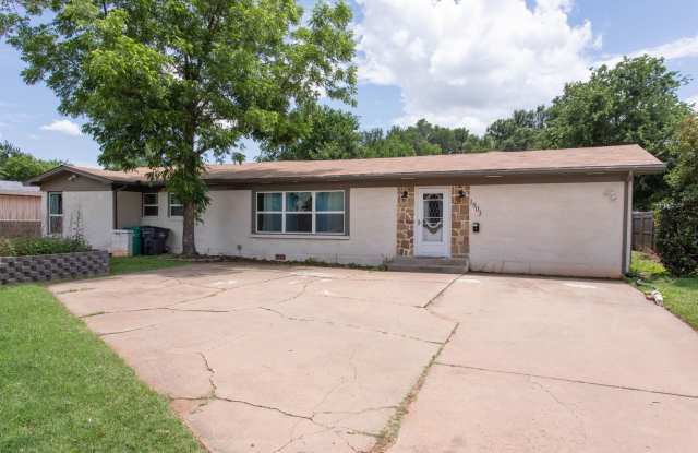 Updated 3BR/3BA, 2,300+ sq ft home !! photos photos Updated 3BR/3BA, 2,300+ sq ft home !! photos photos