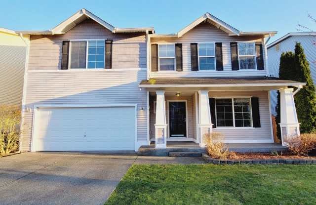 Absolutely Beautiful Two-story House in Silver Creek's Country Hollow photos photos