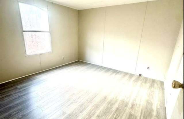 3037 Crenson Drive Gallery 2
