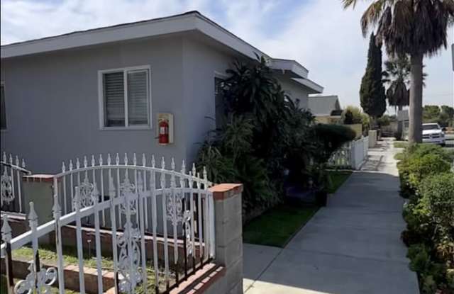 152 W Market Street photos photos