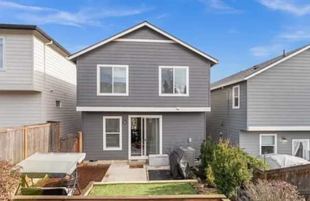 Modern Comfort Meets Convenience in Happy Valley – 3BD/3BA Home for Rent photos photos