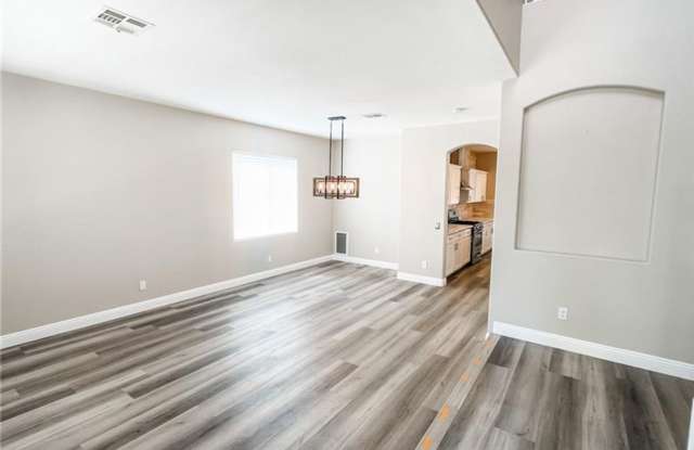 Coming Soon - Beautiful Summerlin Property Gallery 4