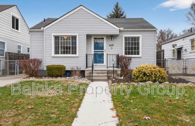 648 Mayflower Avenue - 648 Mayflower Avenue, Lincoln Park, MI 48146