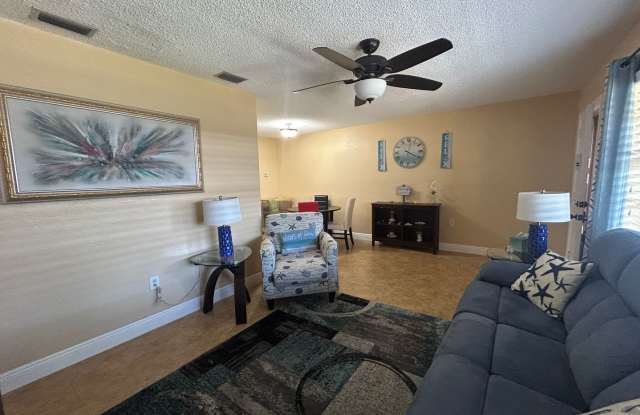 Coastal Living Awaits– Stylish Condo Near the Beach! photos photos