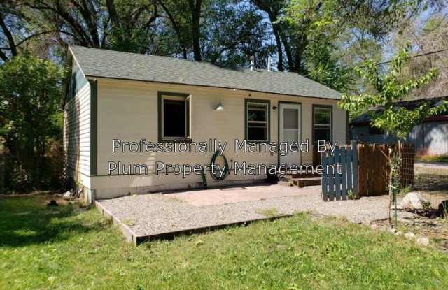 1417 1/2 S. 2nd St. W. - 1417 1/2 S 2nd St W, Missoula, MT 59801