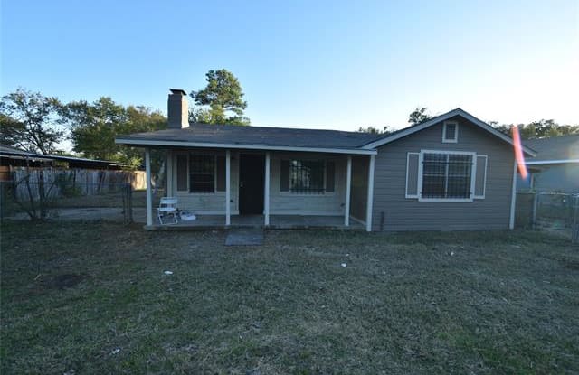 5804 WHITTLESEY Road - 5804 Whittlesey Road, Fort Worth, TX 76119