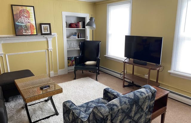 144 SOUTH AVE - 144 South Avenue, Poughkeepsie, NY 12601