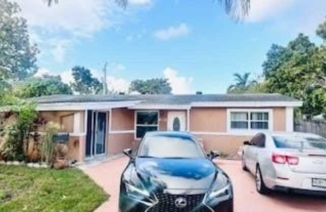 6241 NW 16th St photos photos