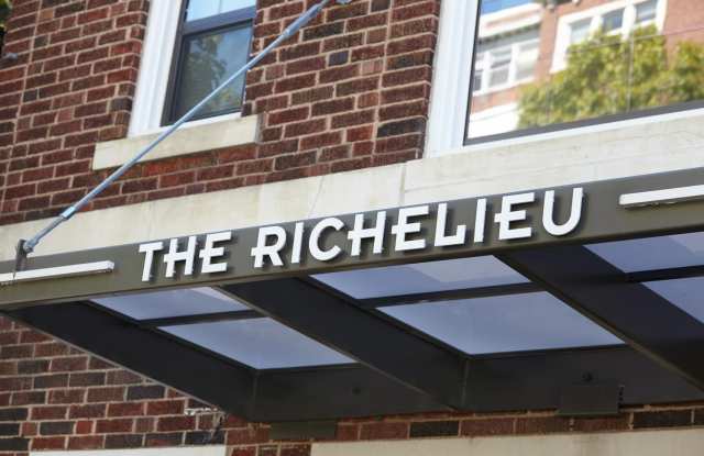 Richelieu Gallery 4