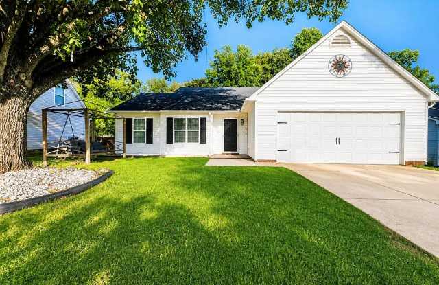 9 Green Oak Drive Gallery 1