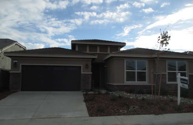 West Roseville single story home in Sierra Crossings Gallery 4