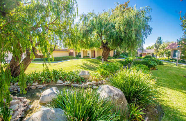 Charming 2 Bedroom, 2 and a half Bath Townhome in Huntington Beach! photos photos