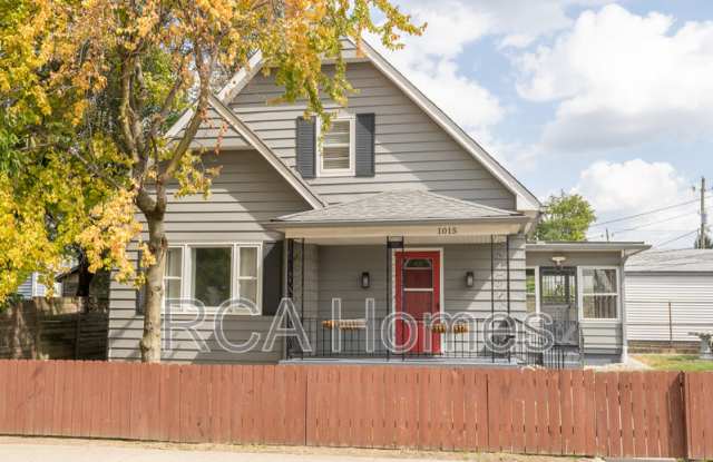 1015 Olive St photos photos