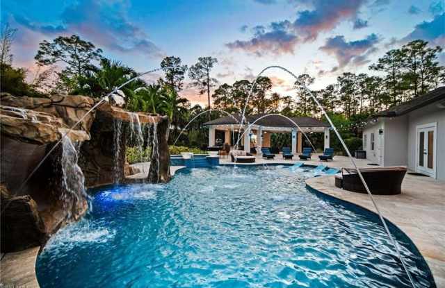 5420 Boxwood Way Gallery 2
