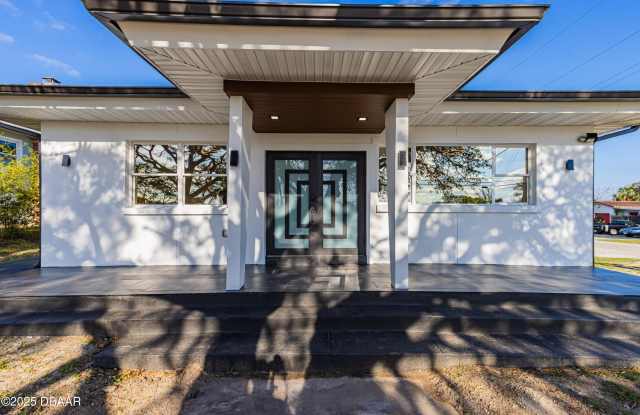 2061 S Peninsula Drive - 2061 South Peninsula Drive, Daytona Beach, FL 32118