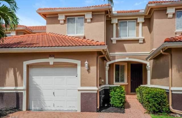 9656 Roundstone Circle - 9656 Roundstone Circle, Three Oaks, FL 33967