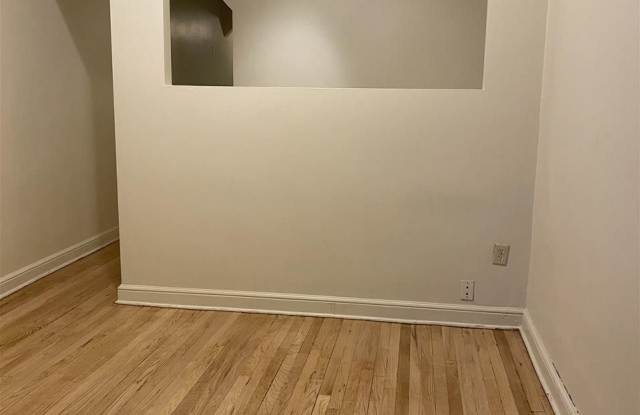 500 HUDSON ST Gallery 4