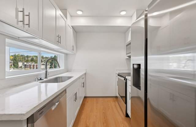 Brand-new 6B3B Townhouse near UW! photos photos
