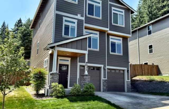 9031 Triumph Ave NE photos photos