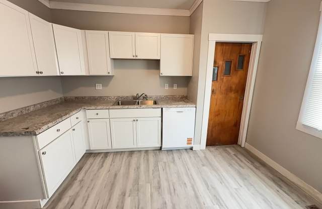 3 Bedrooms with Fenced In Yard + Garage photos photos