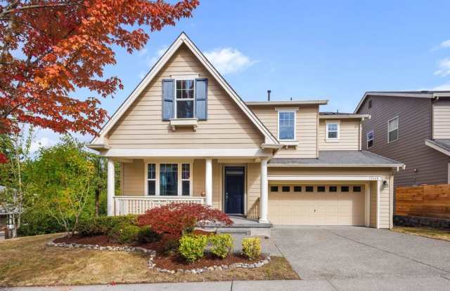 Redmond Stunner!!! - 17448 Northeast 98th Way, Redmond, WA 98052