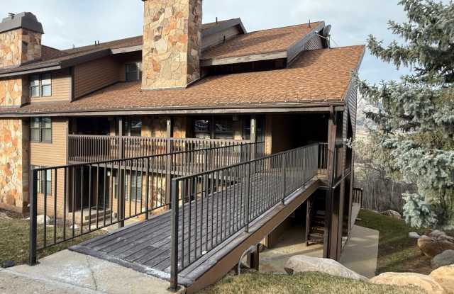 Beautiful condo with walk out entry and 2 parking stalls photos photos