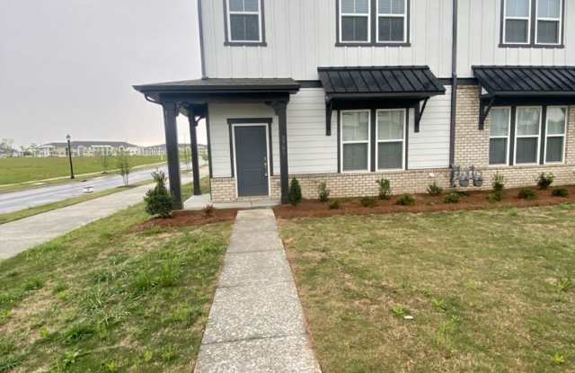 End Unit Townhouse in Terraces at Farmington photos photos