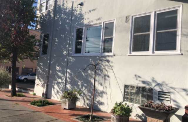 1798 Walnut St 1 Gallery 2