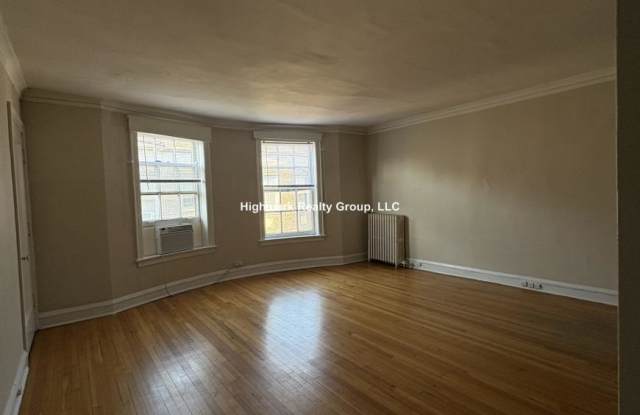 907 Elmwood Ave. photos photos