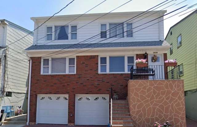 9118 SMITH AVE photos photos