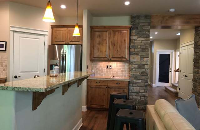 20118 Stonegate Dr Gallery 4