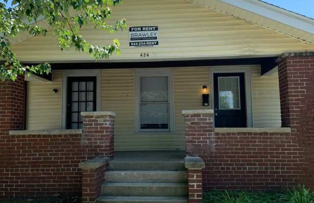 Great 4 Bed Home! Charming Original Wood Features! (can house 5) **August 2027** Gallery 1