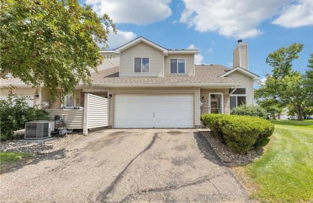 2 Bed + Loft End Unit Townhome- Available 6/1 photos photos