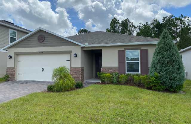Spacious 4 Bed, 2 Bath Home Backing to Preserve | Scenic Clermont Living Near Disney! photos photos