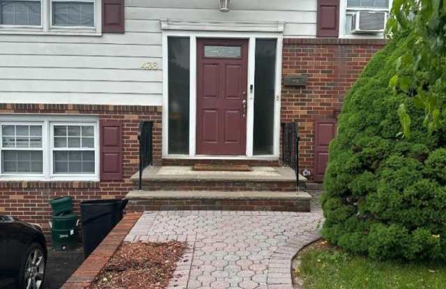 436 N Taylor Ave photos photos