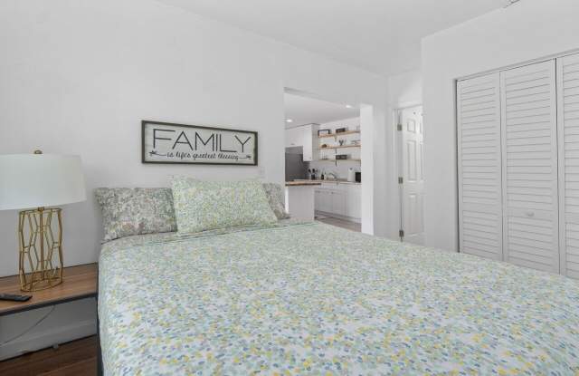 1190 Sachem Head Terrace Gallery 4