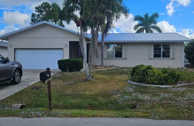 Waterfront Pool home photos photos Waterfront Pool home photos photos