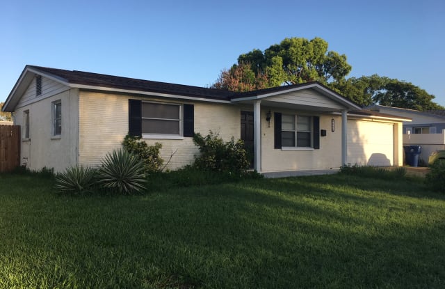 9131 Sterling Ln - 9131 Sterling Ln, Jasmine Estates, FL 34668