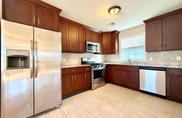 623-625 Magnolia Avenue 2 photos photos