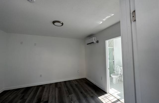 1734 West 85th Street photos photos