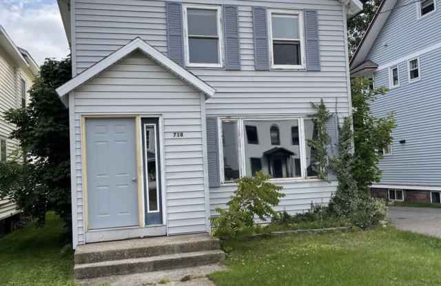 718 North Front Street photos photos