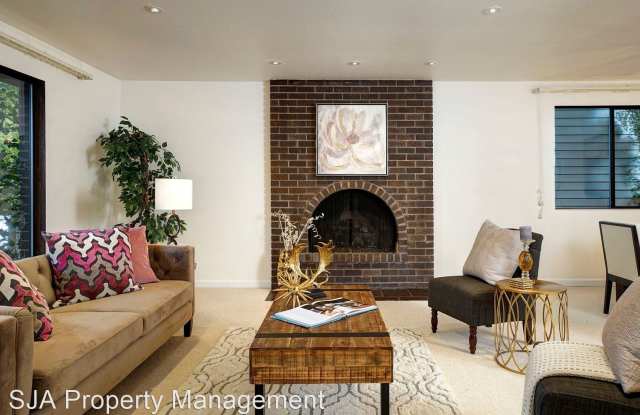 10044 46TH PL NE Gallery 4