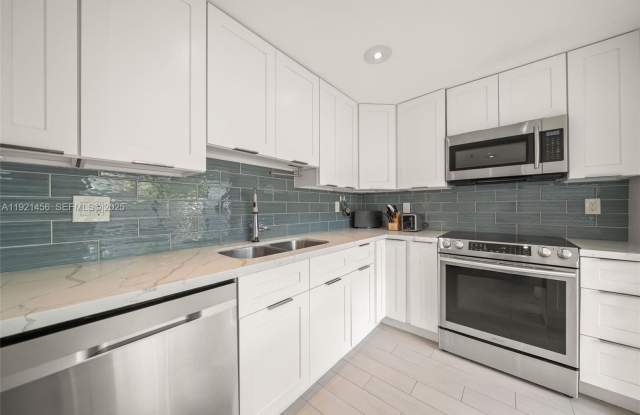 429 Poinciana Drive 1415, Sunny Isles Beach, FL 33160 Gallery 3